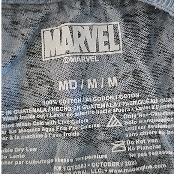 Excellent condition Marvel Boys Action Graphic T-Shirt Red Bluet Size Medium - Picture 4 of 5